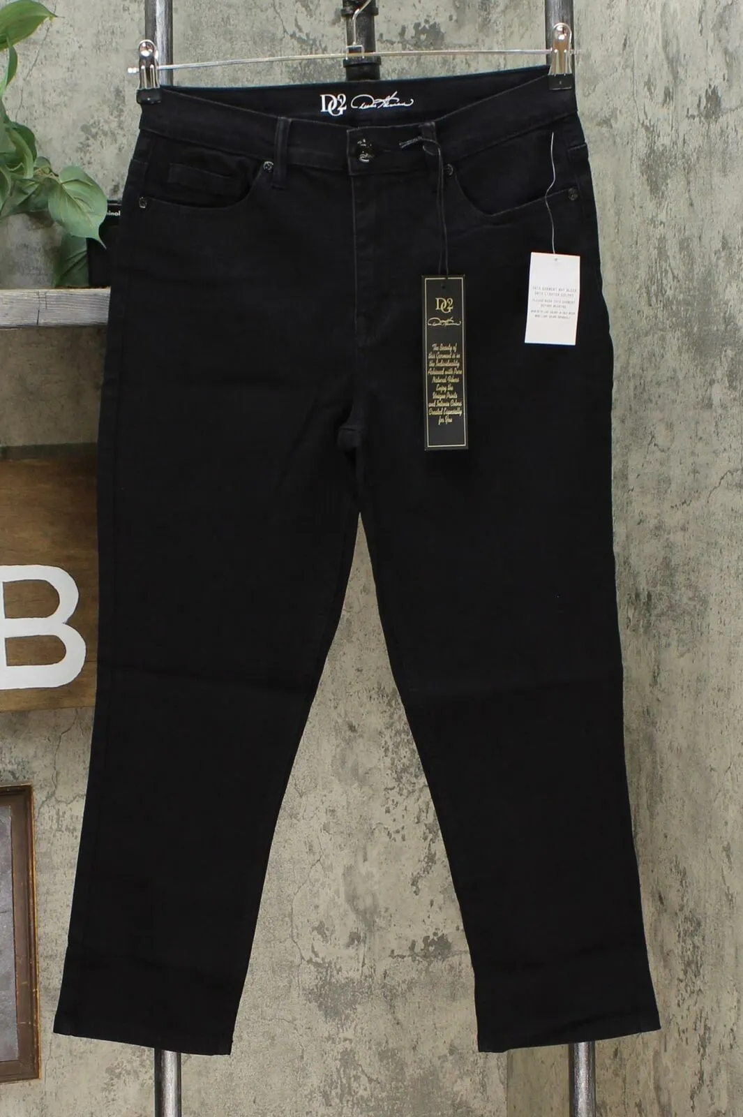 DG2 by Diane Gilman Women's Virtual Stretch Cropped Skinny Jeans