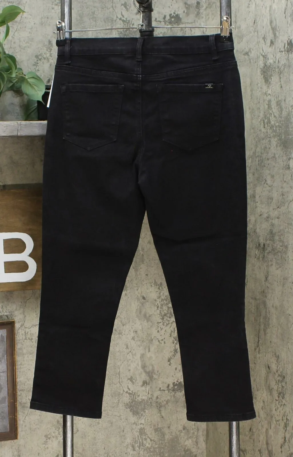 DG2 by Diane Gilman Women's Virtual Stretch Cropped Skinny Jeans