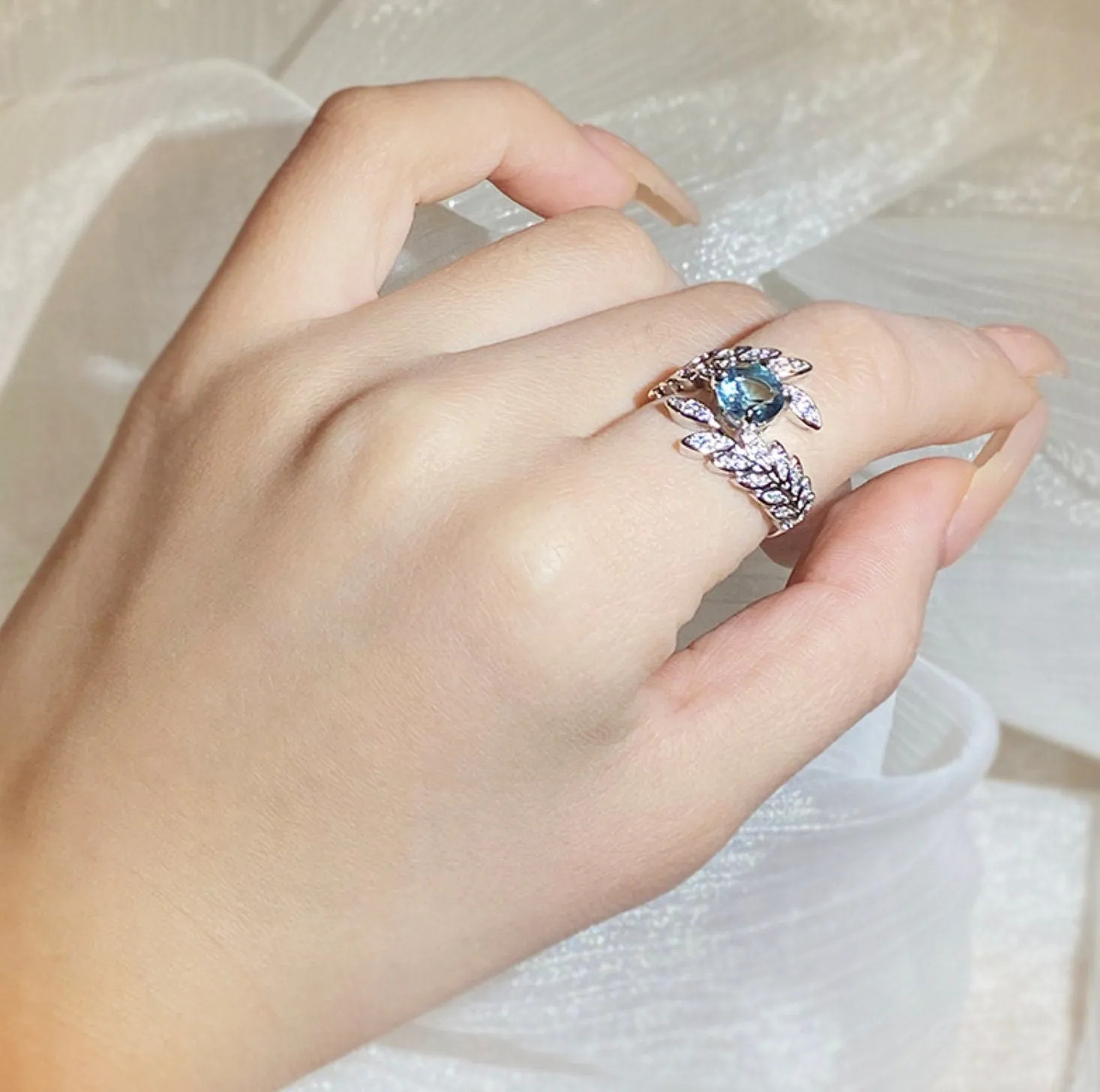 Diamond Flower Ring | Blue Diamond Ring | Womens Statement Ring |  Aquamarine Engagement Ring | Blue Diamond Ring | Womens Feather Ring