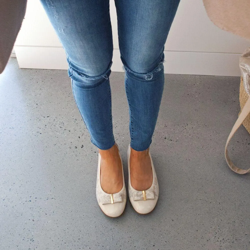 Dr Kong Daphne Beige Ballet Flats