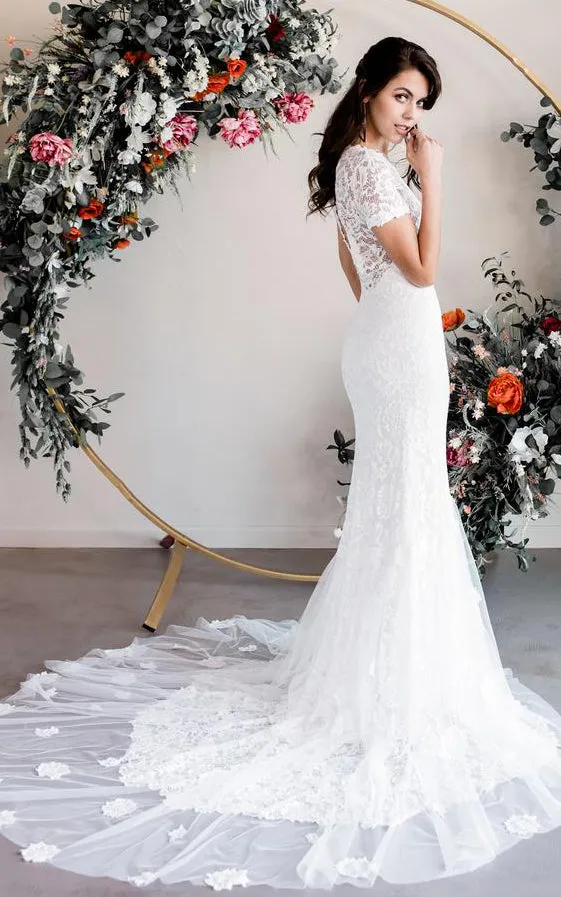 Elegant Sheath Bateau Lace Short Sleeve Floor-length Wedding Dress with Court Train and Appliques-715921
