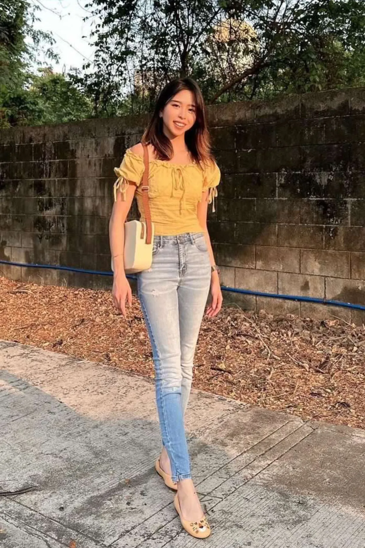 ELOISE Puff-Sleeve Eyelet Top (Yellow)
