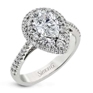 Engagement Ring in 18k Gold with Diamonds
