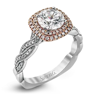 Engagement Ring in 18k Gold with Diamonds