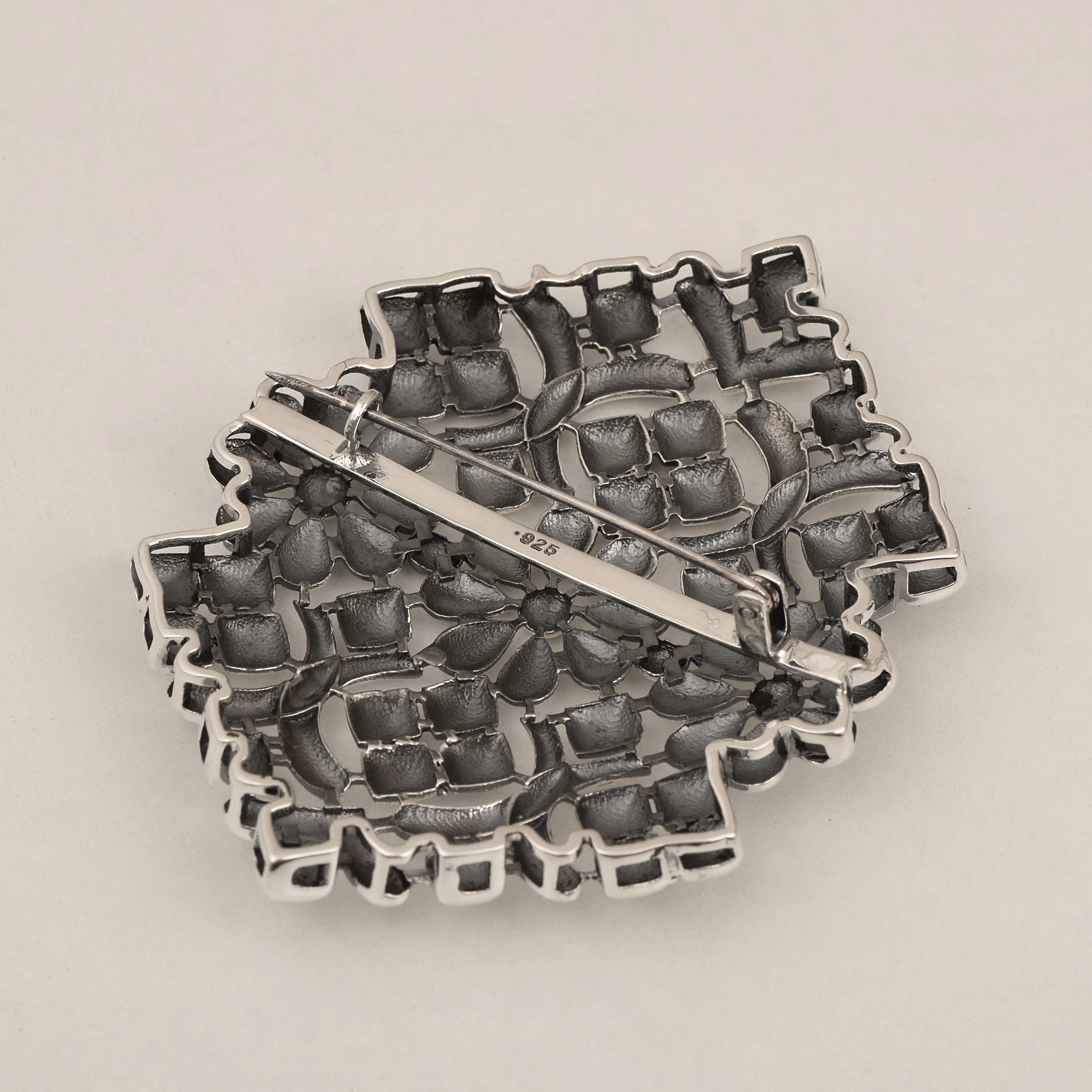 Exquisite Elegance: 925 Sterling Silver Floral Pentagon Shape Women Brooch Pin