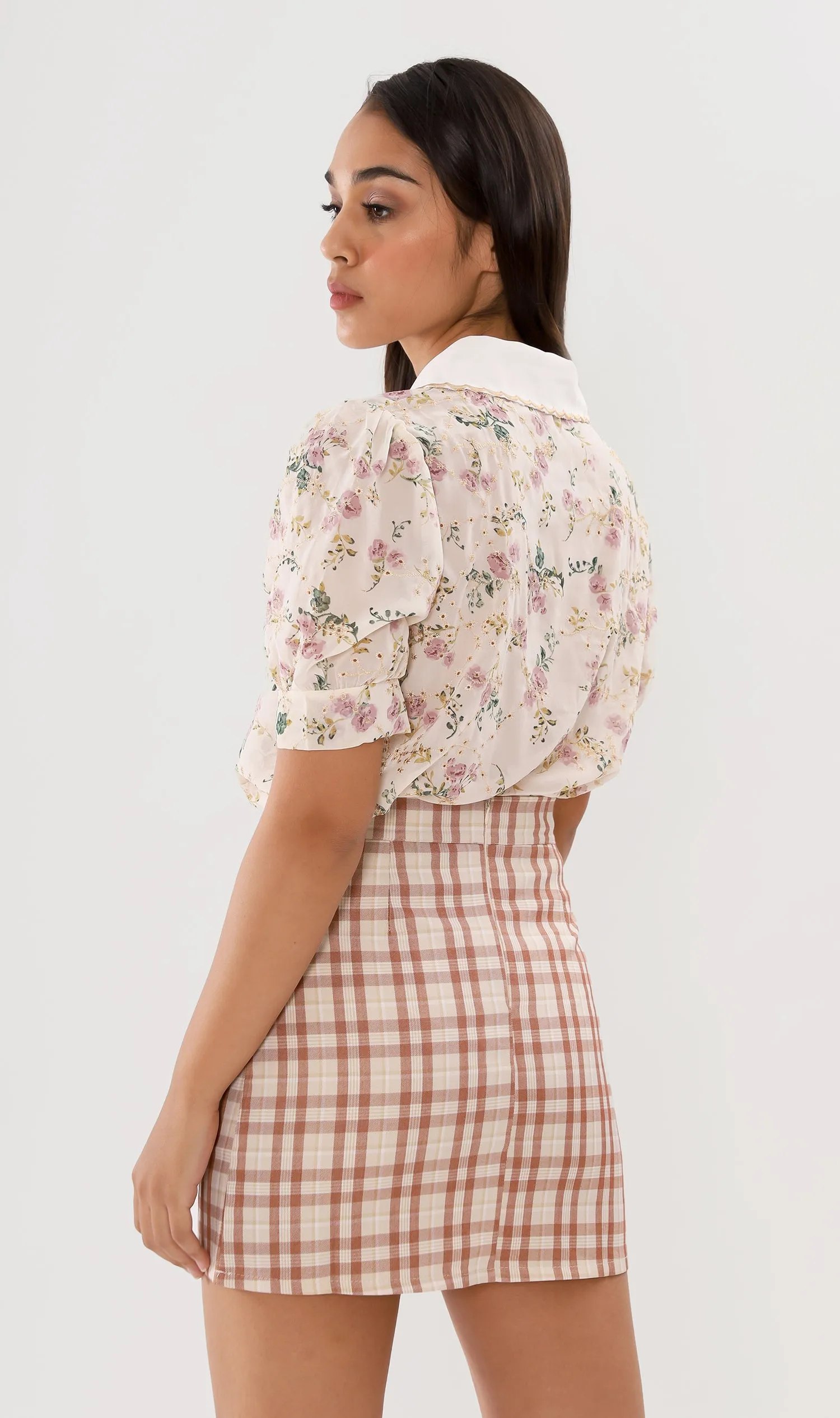 FARRAH Vintage-Collar Chiffon Button-Down (Cream)
