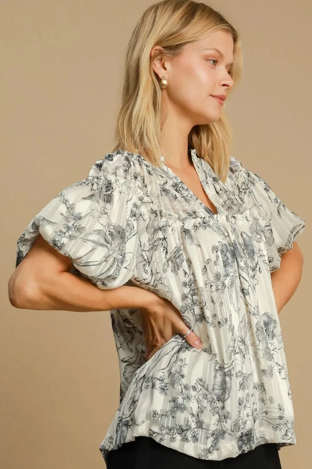 Floral Print Metallic Ruffle Blouse | Chic Everyday Fashion Statement