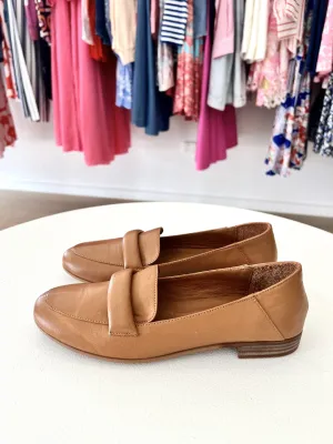 GENOA LEATHER LOAFER || TAN