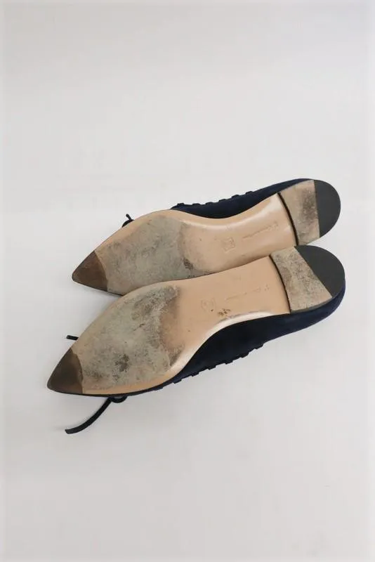 Gianvito Rossi Bow Ballet Flats Navy Cutout Suede Size 36 Pointed Toe