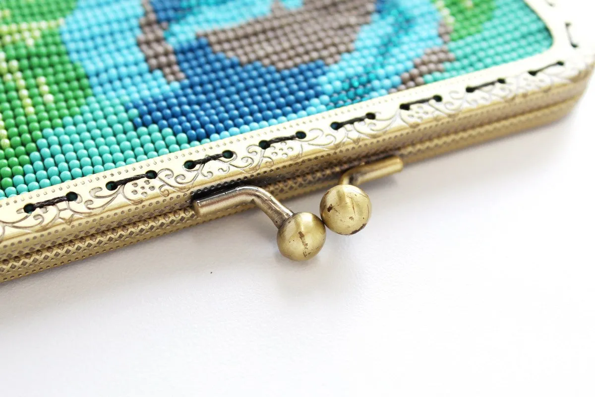 Glass Bead Flower Purse with Metal Frame - LIGHT BLUE