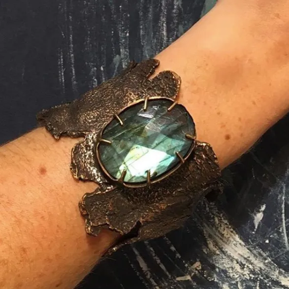 Goddess Cuff