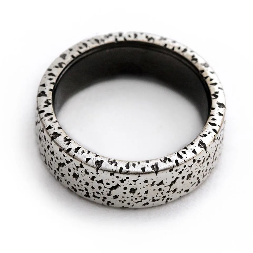 Gorgonzola- commitment rings