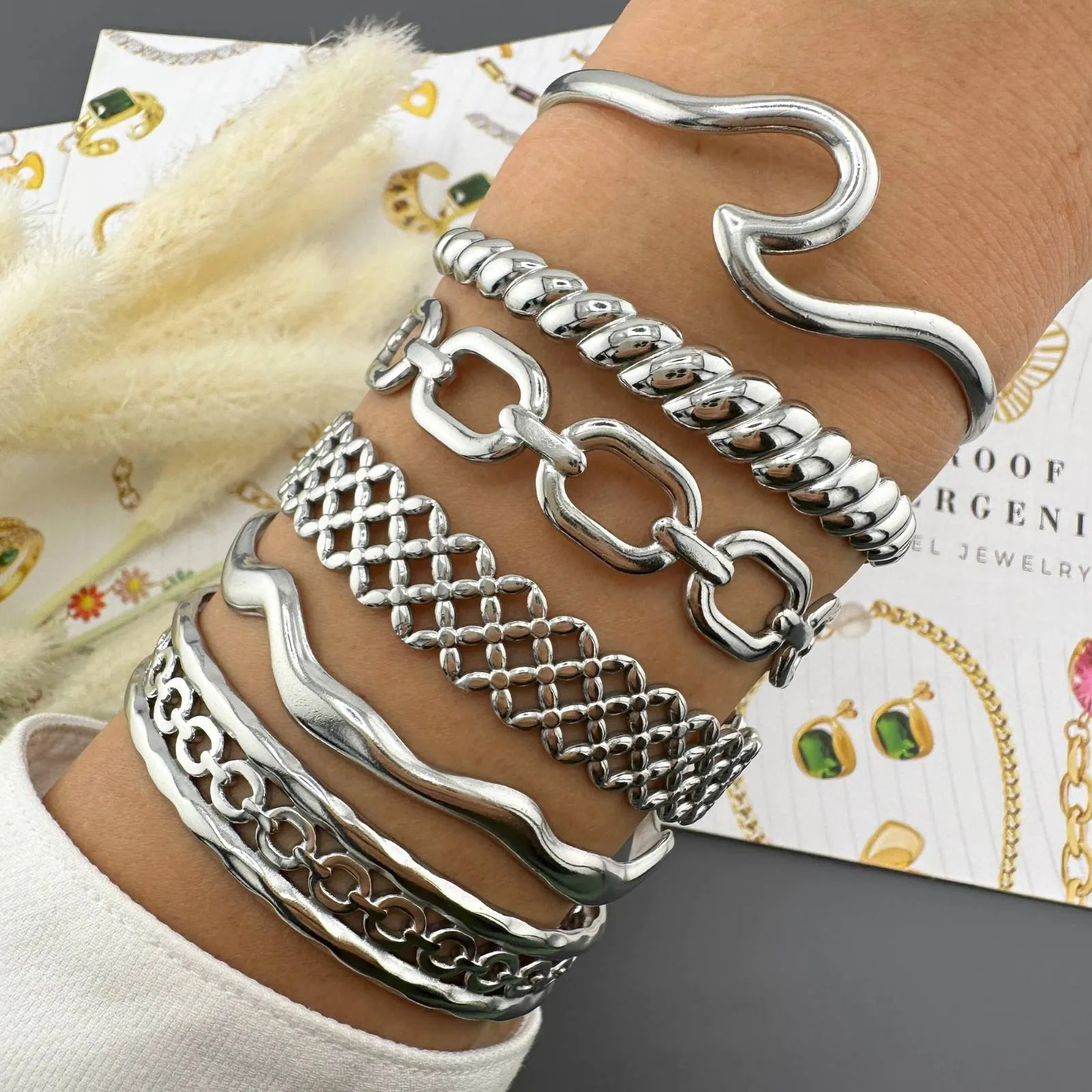Grace cuff