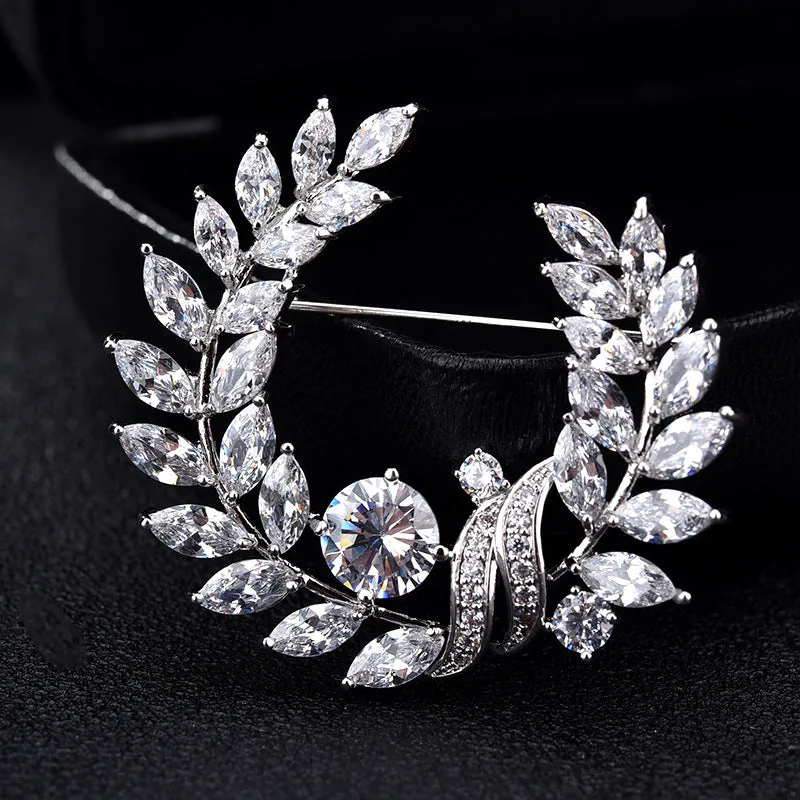 Graceful Bauhinia Alloy Brooches With Zirconite And Rhinestone
