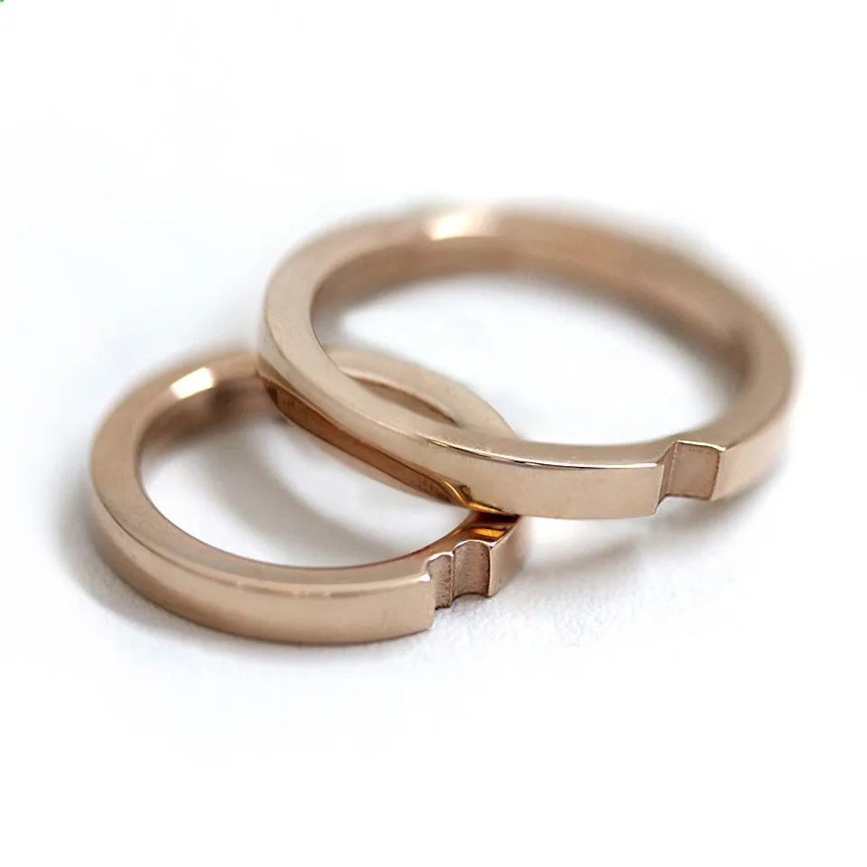 Heart wedding band set in rose gold