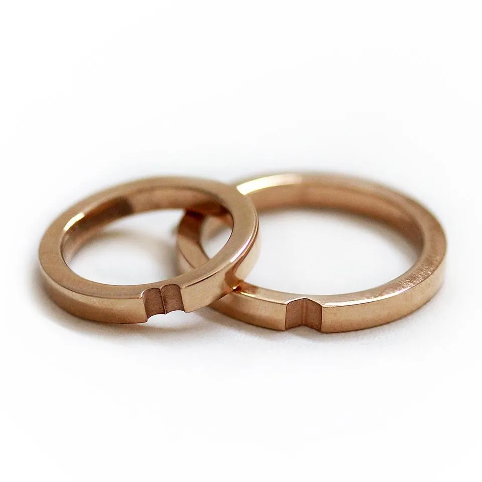 Heart wedding band set in rose gold