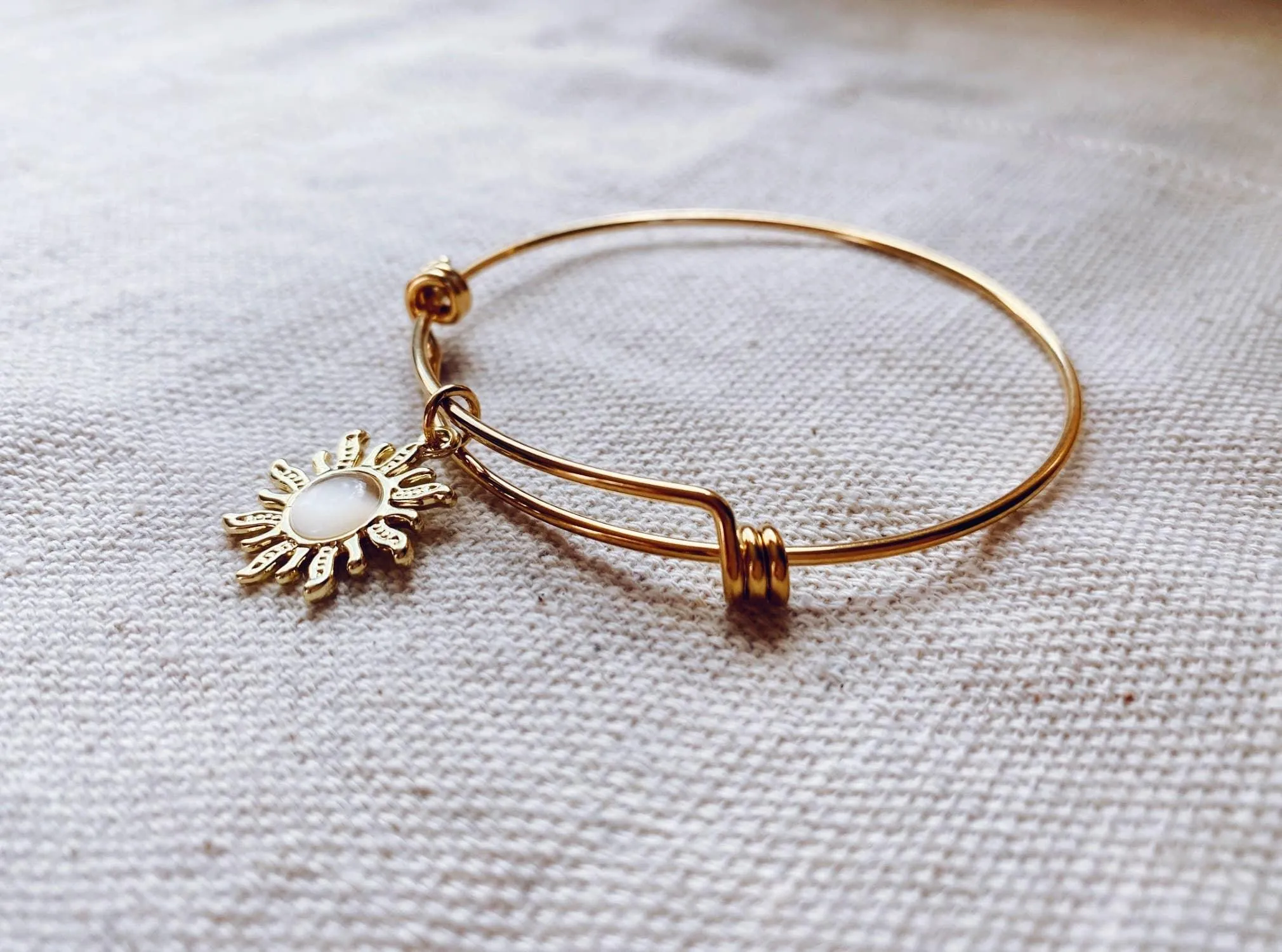 Hepburn Sun Bangle