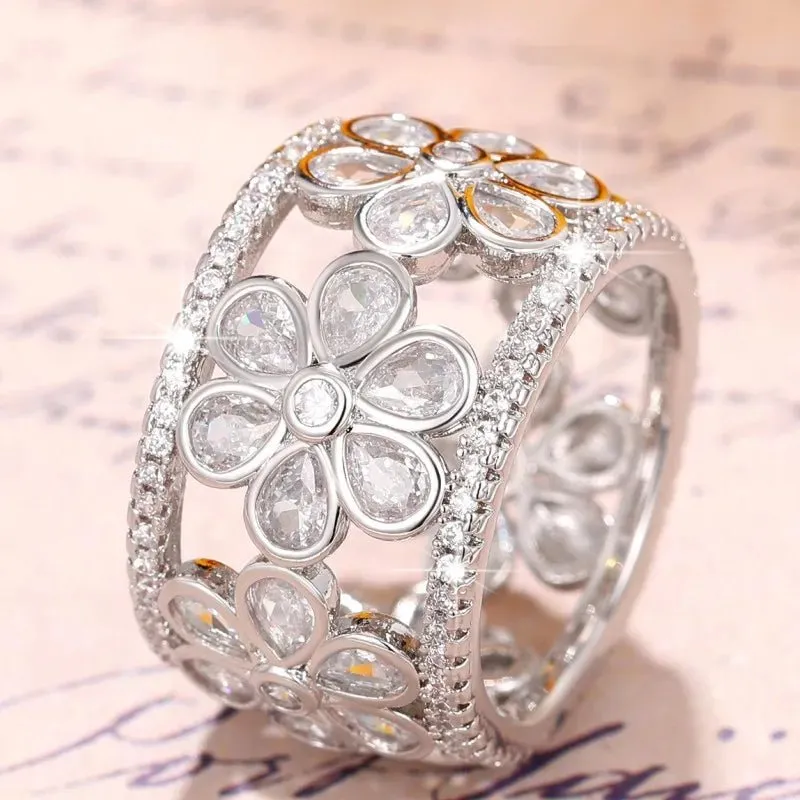 Hollow Fashion Ring for Women Wedding Engagement Party Jewelry