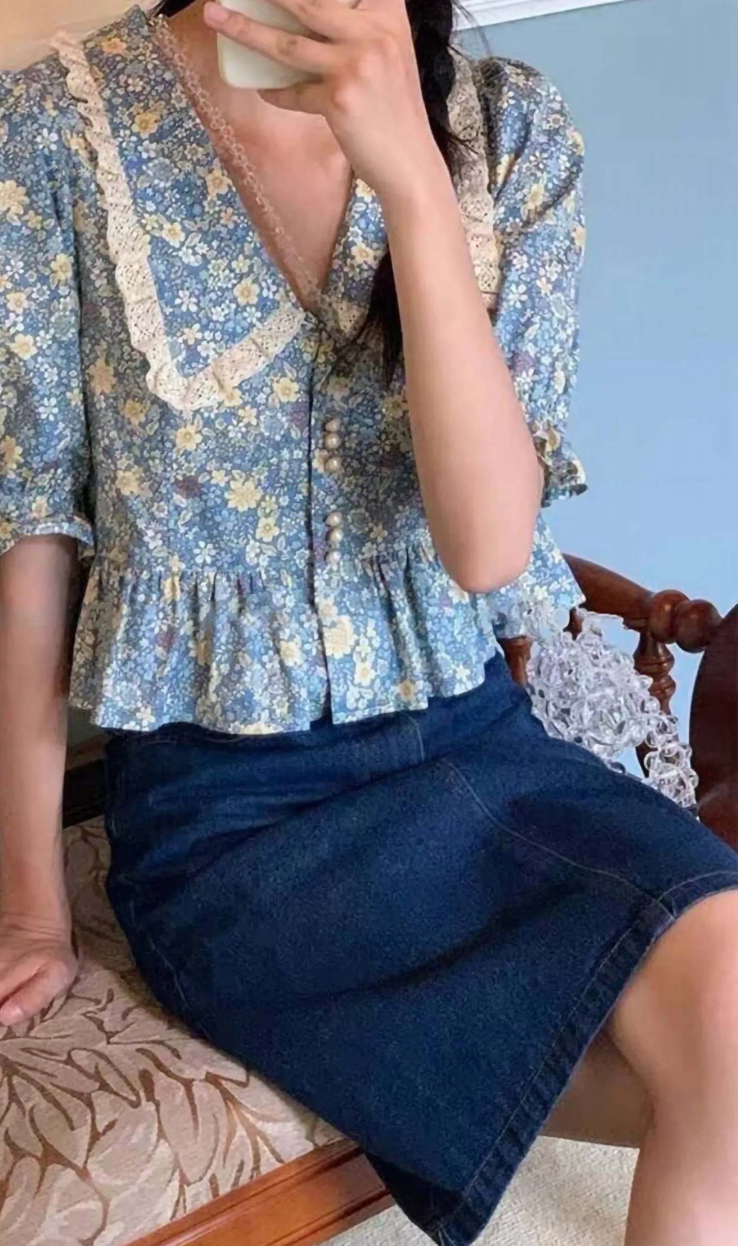 JOLENE Collared Floral Prairie Top (Blue)