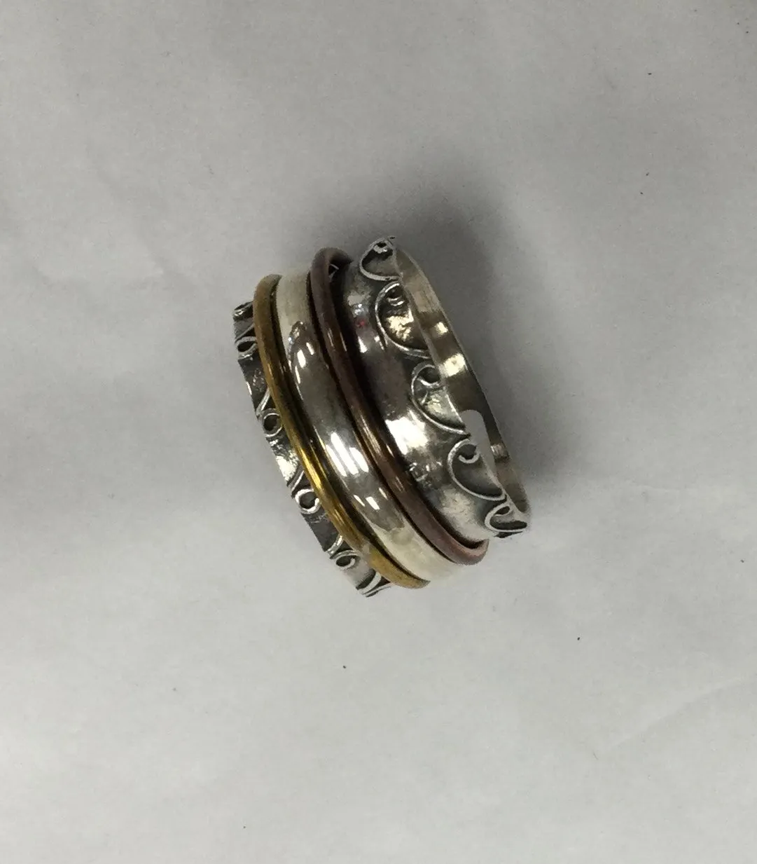 Meditation Ring, Tri-metal, Swirl Borders, Size 9
