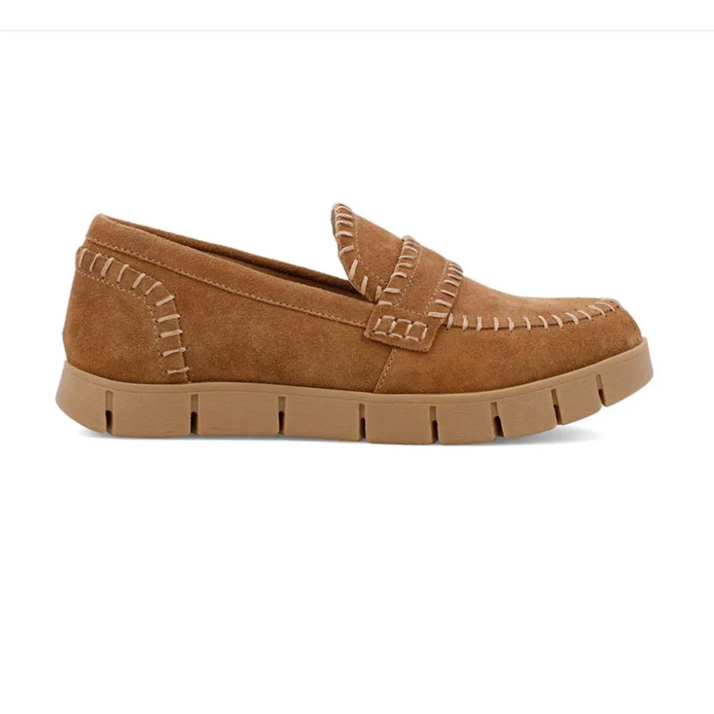 MIA Natalee Loafer - Tan Suede