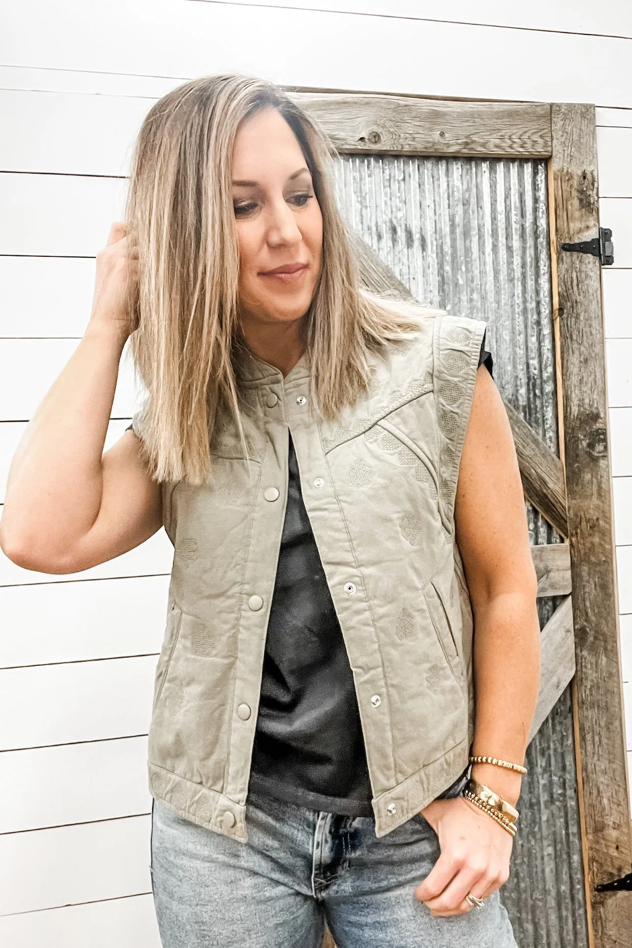 Mina Vest Olive Branch