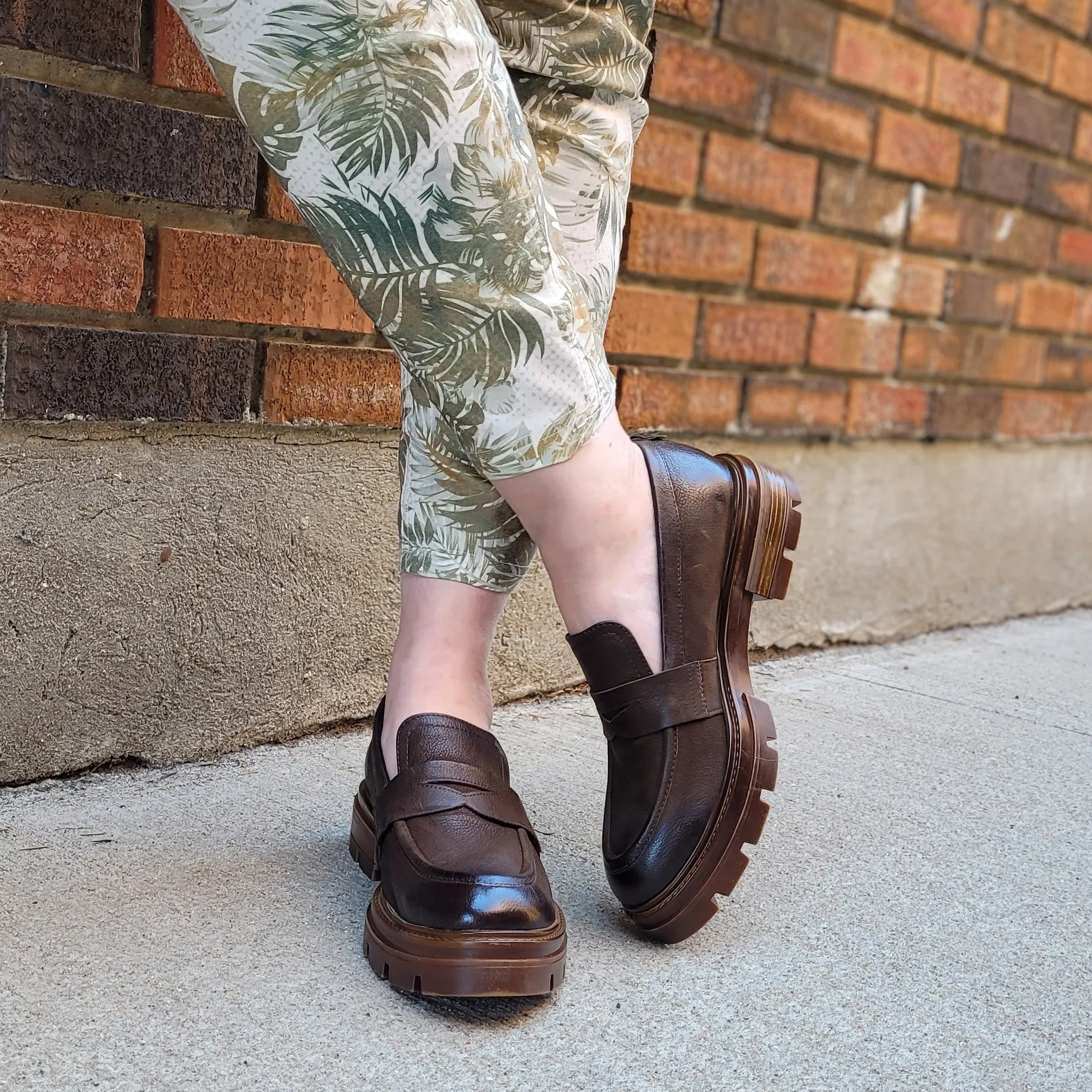 Miz Mooz Bewitch - Brown