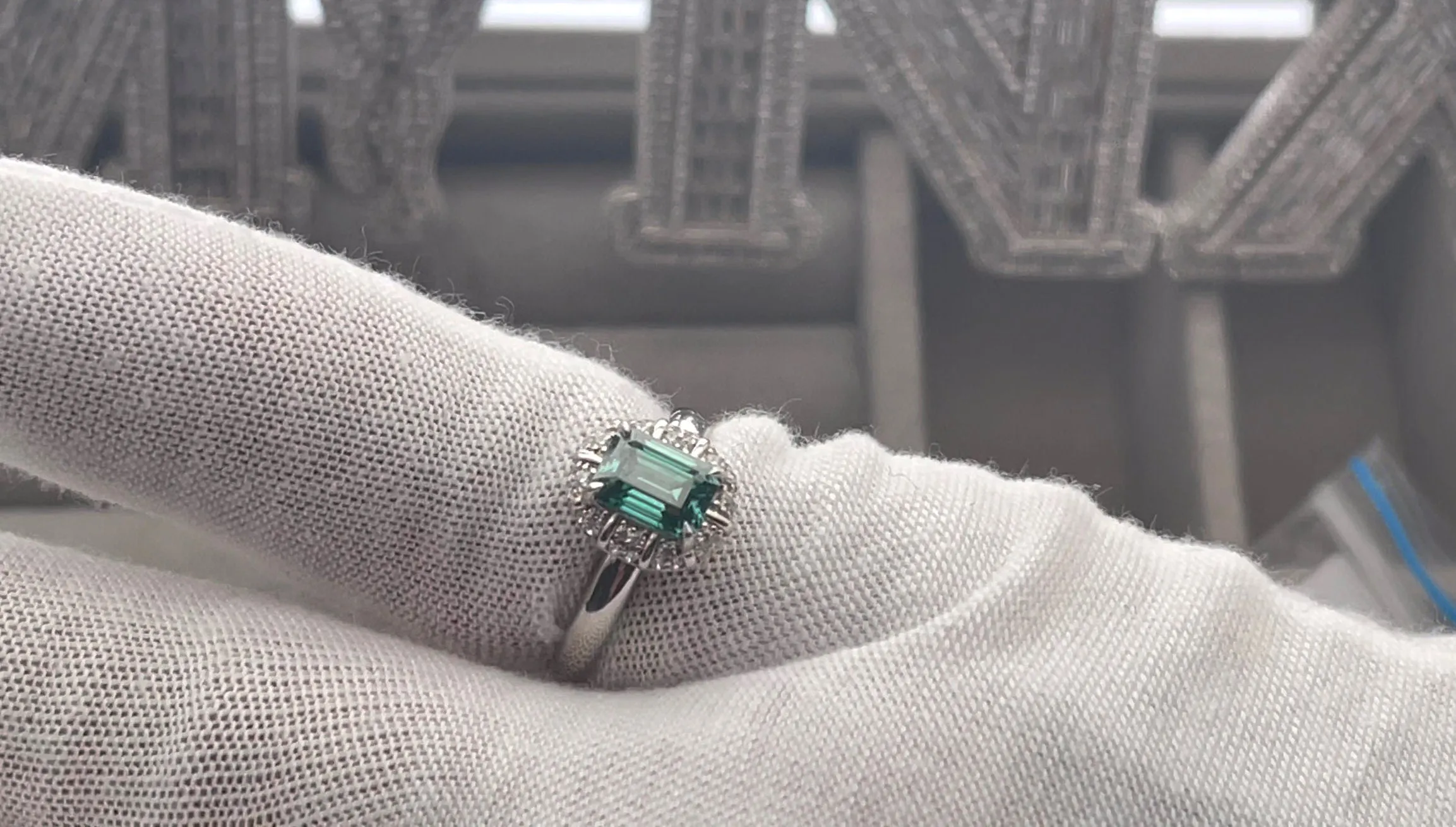 Moissanite Rings | Green Diamond Engagement Ring | VVS1 1.0 CT Ring | Emerald Engagement Ring | Green Emerald Wedding Ring | Moissanite Ring