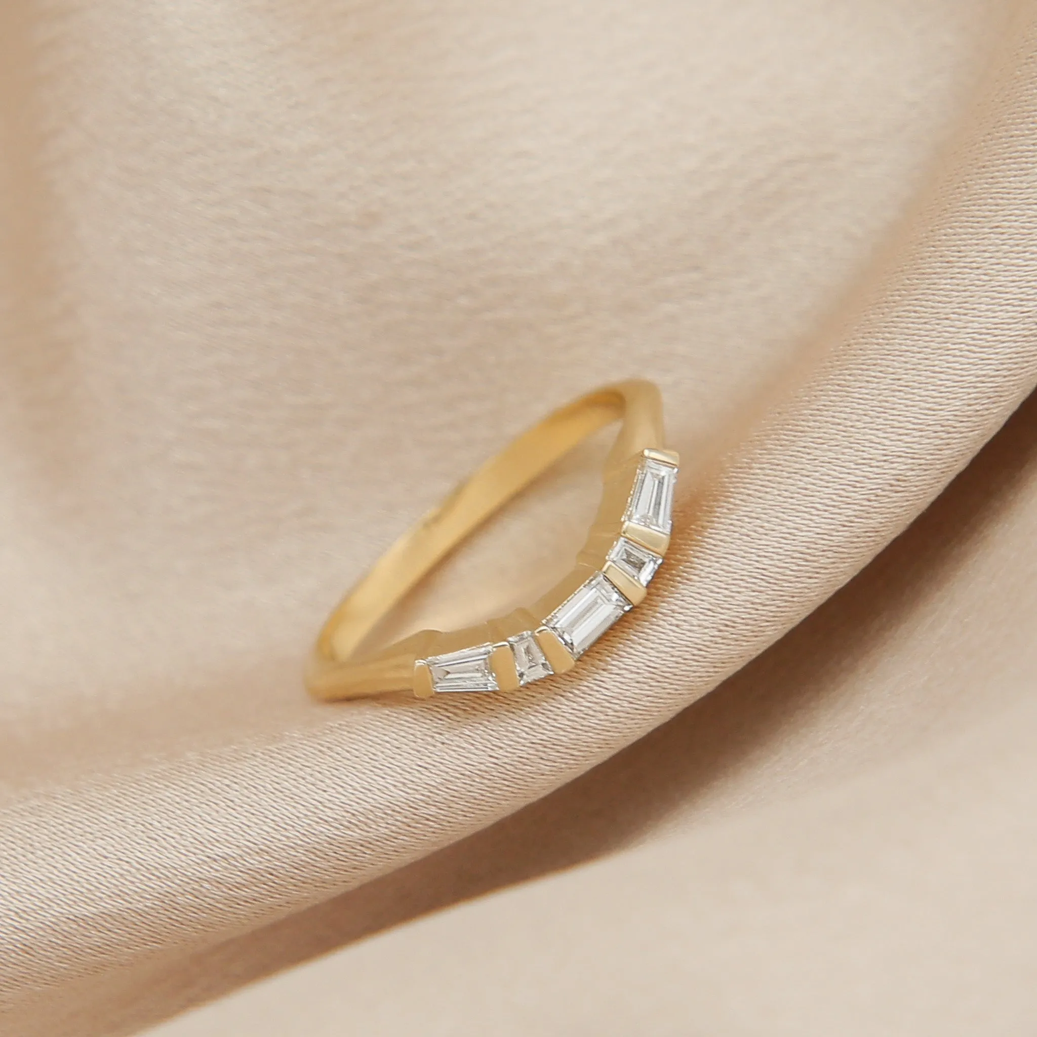 Molly | Contoured Baguette Wedding Band