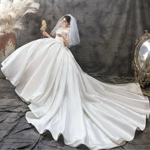 New Arrive Beading Short Sleeve Sweetheart Neck Lace Up Simple A-line Wedding Dresses