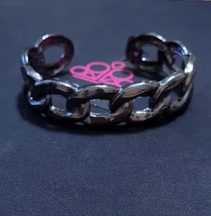 Paparazzi - Living Off the GRIT - Black Bracelet