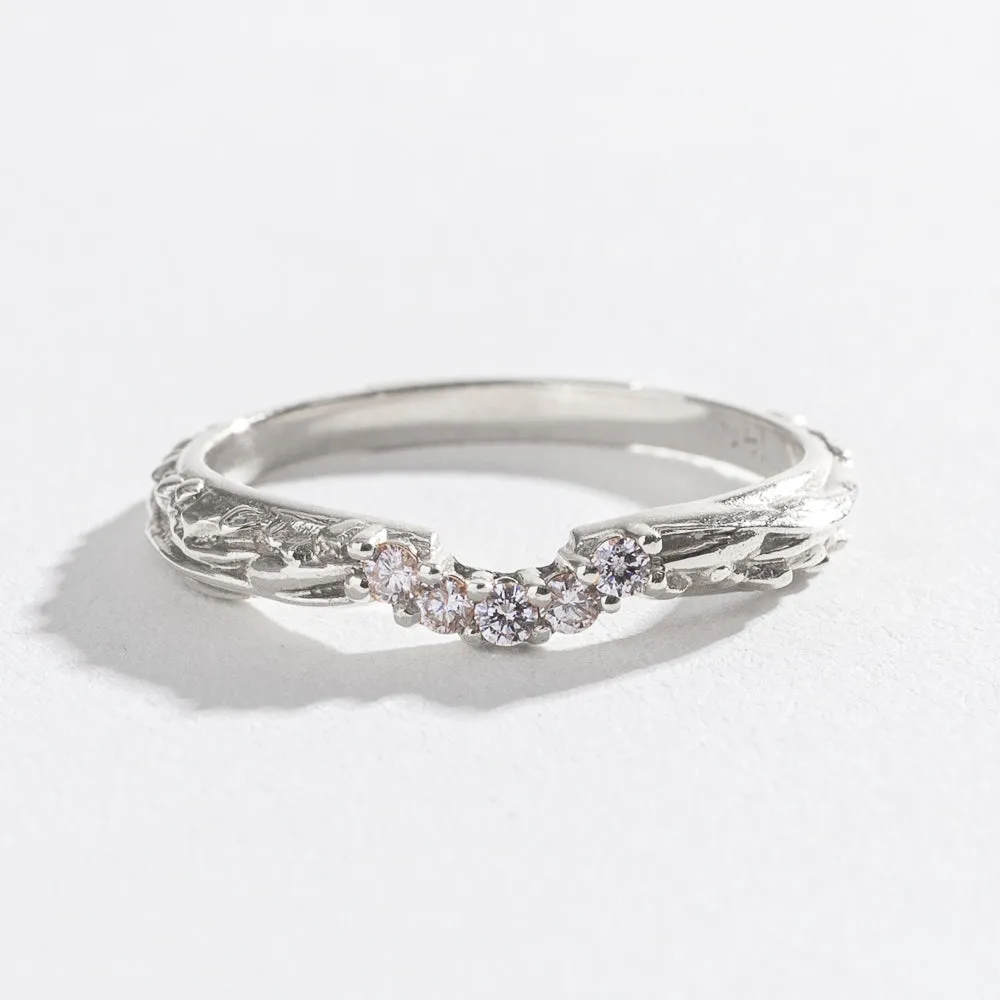 PAVE MATRIX CONTOUR WEDDING BAND | 14K GOLD & DIAMOND