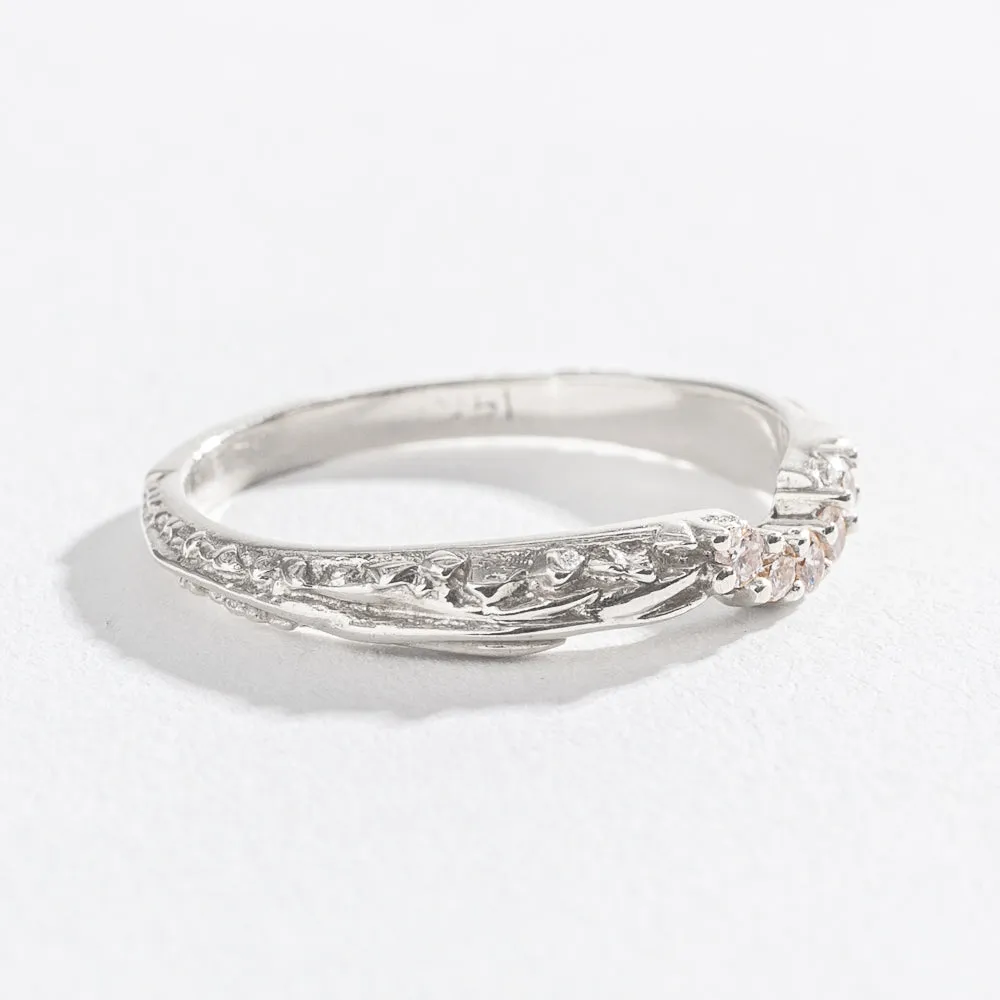 PAVE MATRIX CONTOUR WEDDING BAND | 14K GOLD & DIAMOND