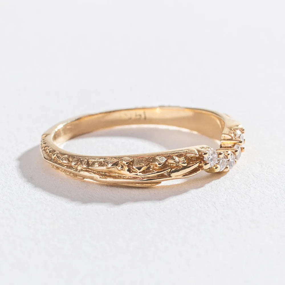 PAVE MATRIX CONTOUR WEDDING BAND | 14K GOLD & DIAMOND