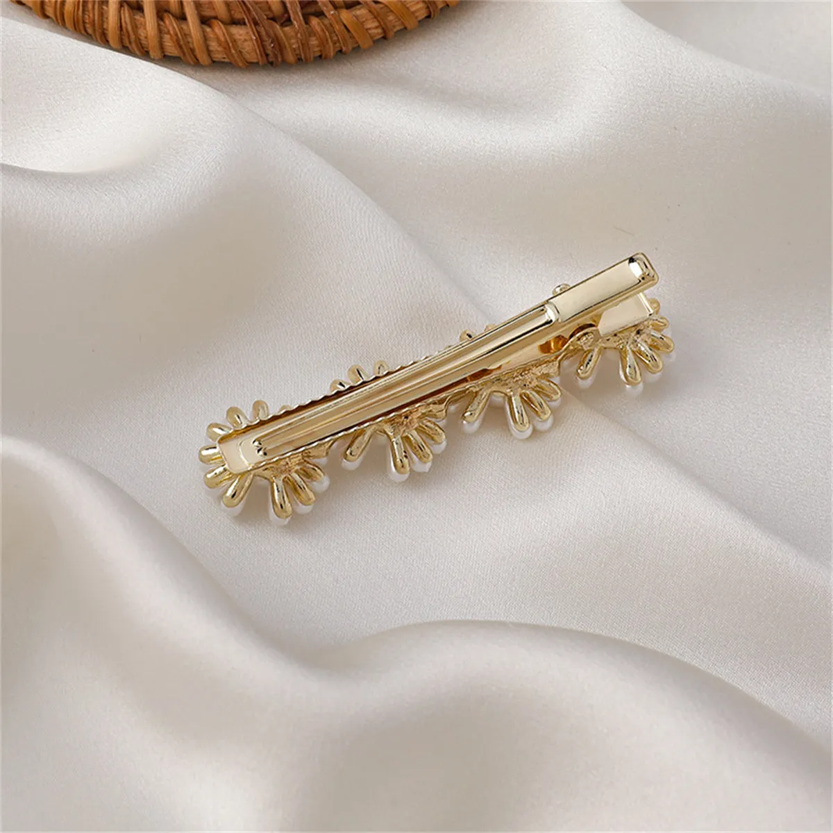 Pearl & 18K Gold-Plated Flower Hair Clip
