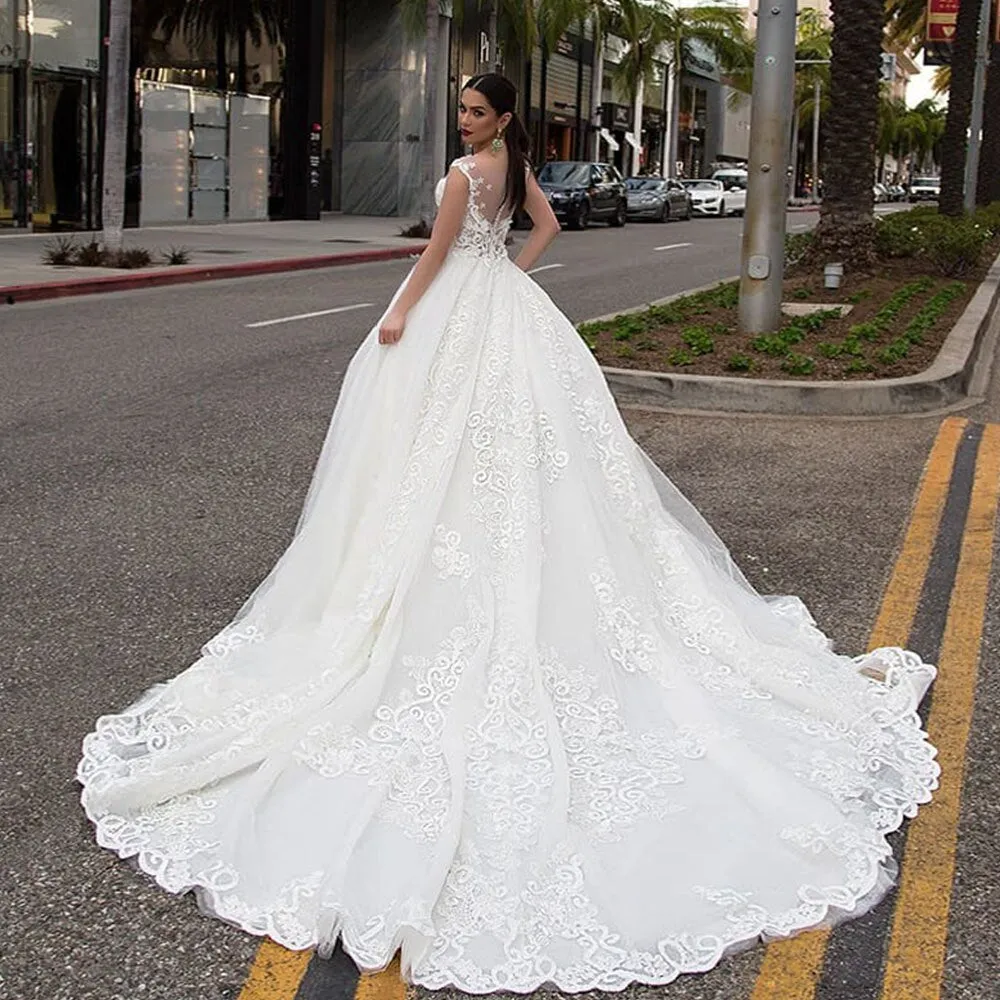 Pearls Appliques Flowers Gorgeous Ball Gown Wedding Dresses With Chapel Train Casamento See Through Sexy Bridal Dress Plus Size
