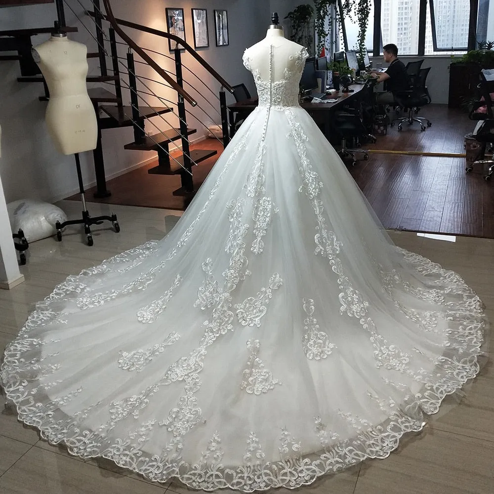 Pearls Appliques Flowers Gorgeous Ball Gown Wedding Dresses With Chapel Train Casamento See Through Sexy Bridal Dress Plus Size