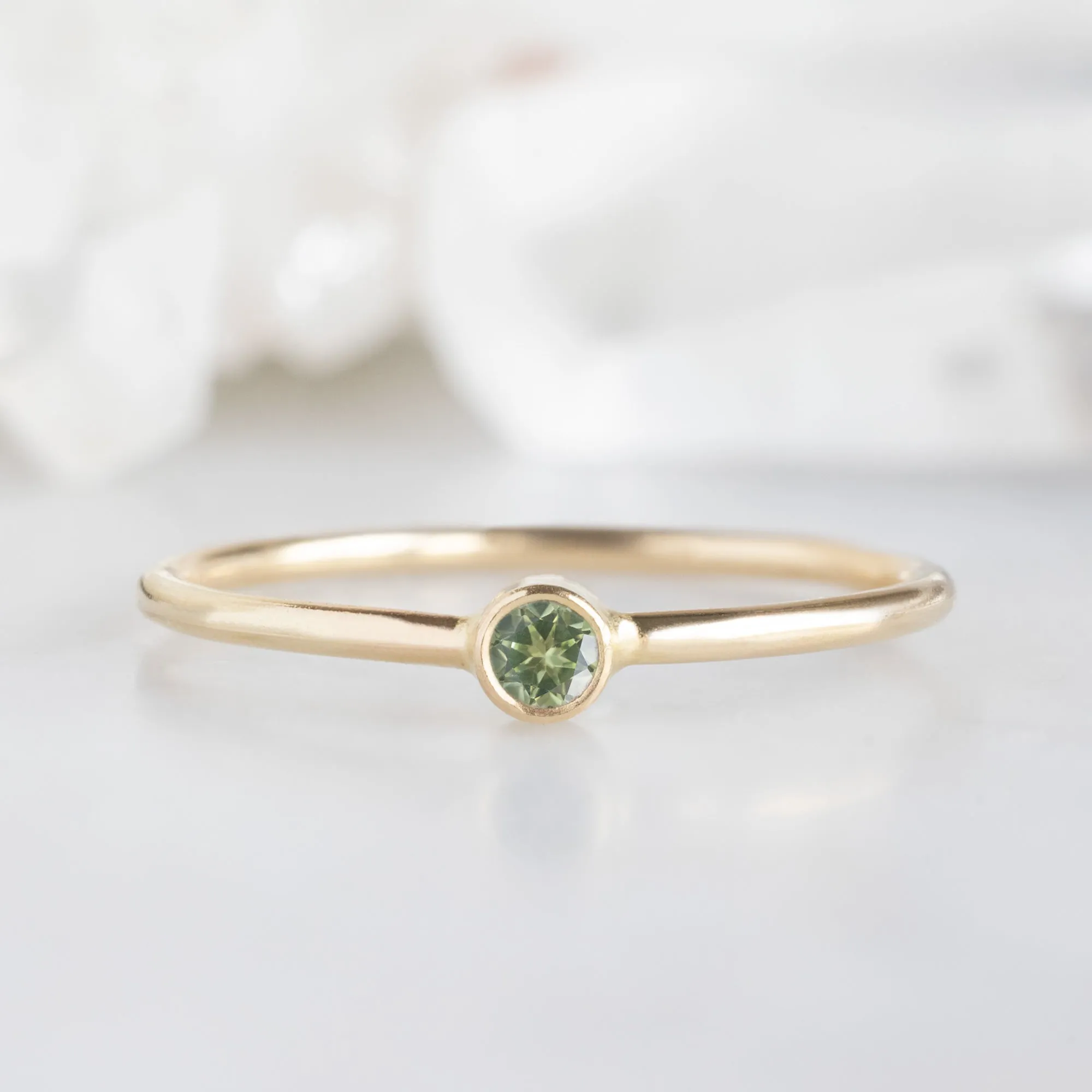 Peridot Birthstone Stacking Ring | 10K Yellow Gold