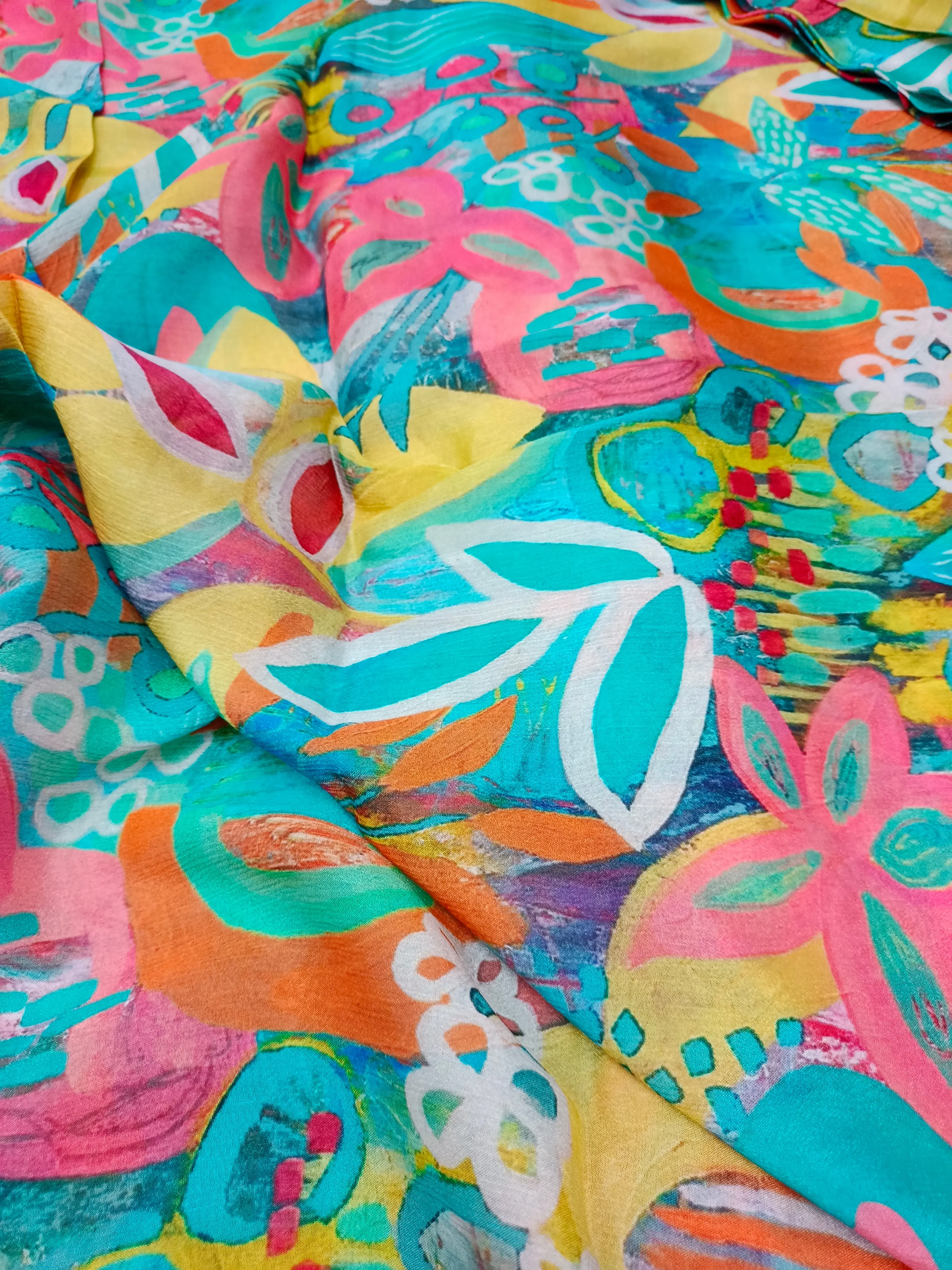 Pure Crushed Chiffon Chinon Digital Printed Fabric