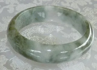 "Clouds over Earth" Genuine Grade A Jadeite Jade Bangle 58.5mm   Certificate  (735)