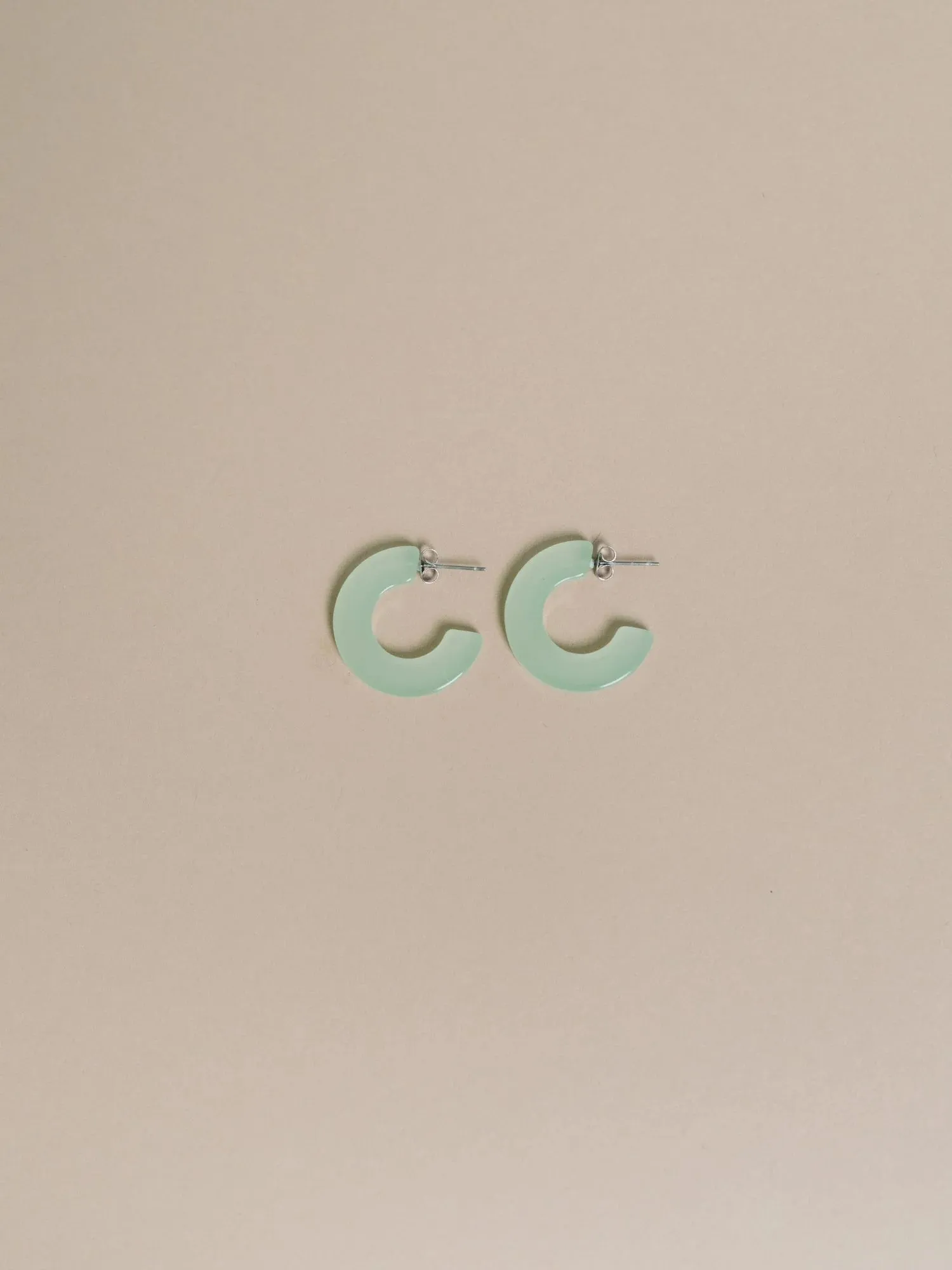 Ray Chunky Hoop Earrings, Assorted: Black   White