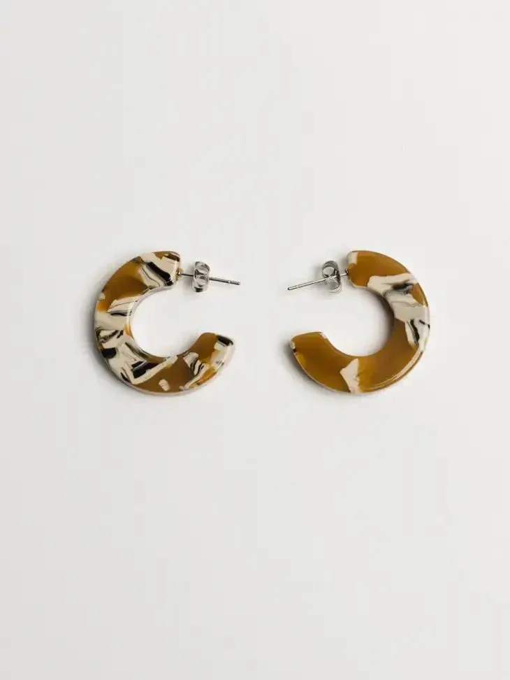 Ray Chunky Hoop Earrings, Assorted: Black   White