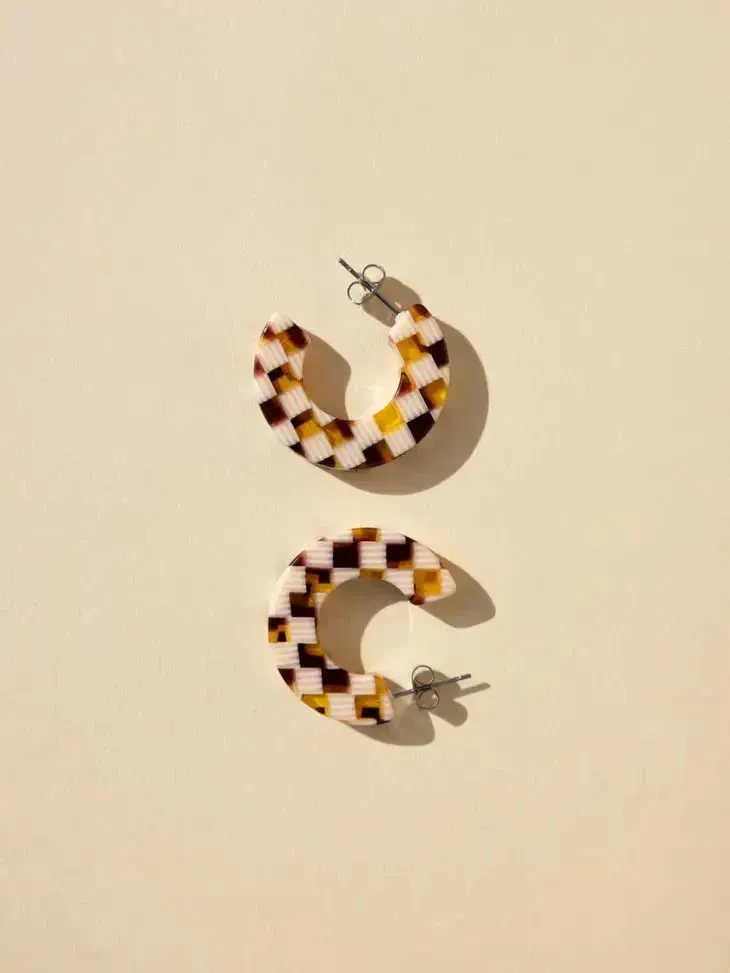 Ray Chunky Hoop Earrings, Assorted: Black   White