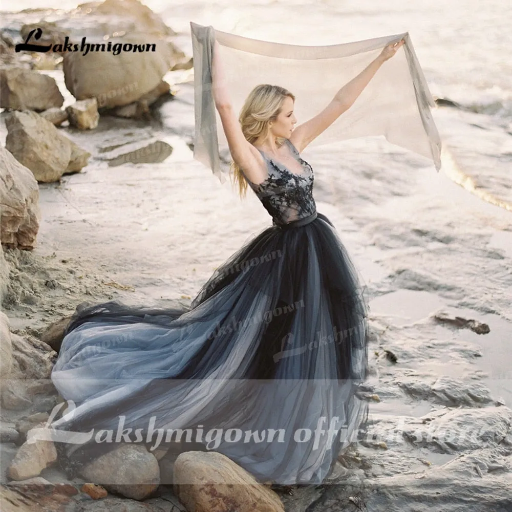 Roycebridal Silver and Black Two Stones Wedding Gowns with Crystals Sexy Bridal Dress robes de mariee Gothic Black Wedding Dresses