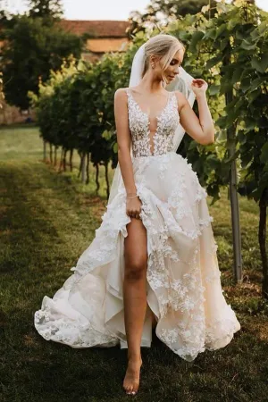 Roycebridal Tulle Lace Appliques A-line V-neck Wedding Dresses With Sweep Train, MW898