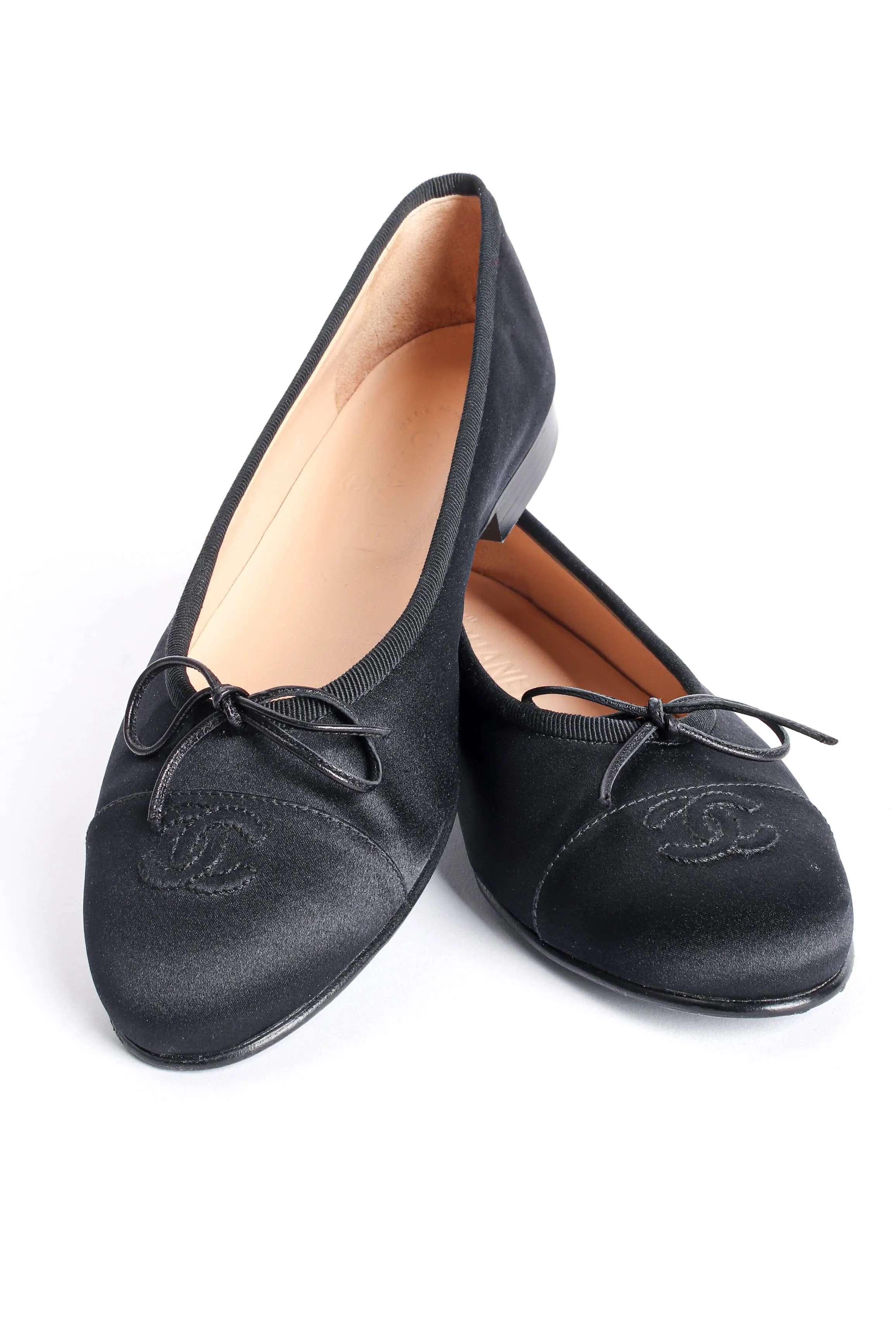 Satin CC Logo Ballet Flats