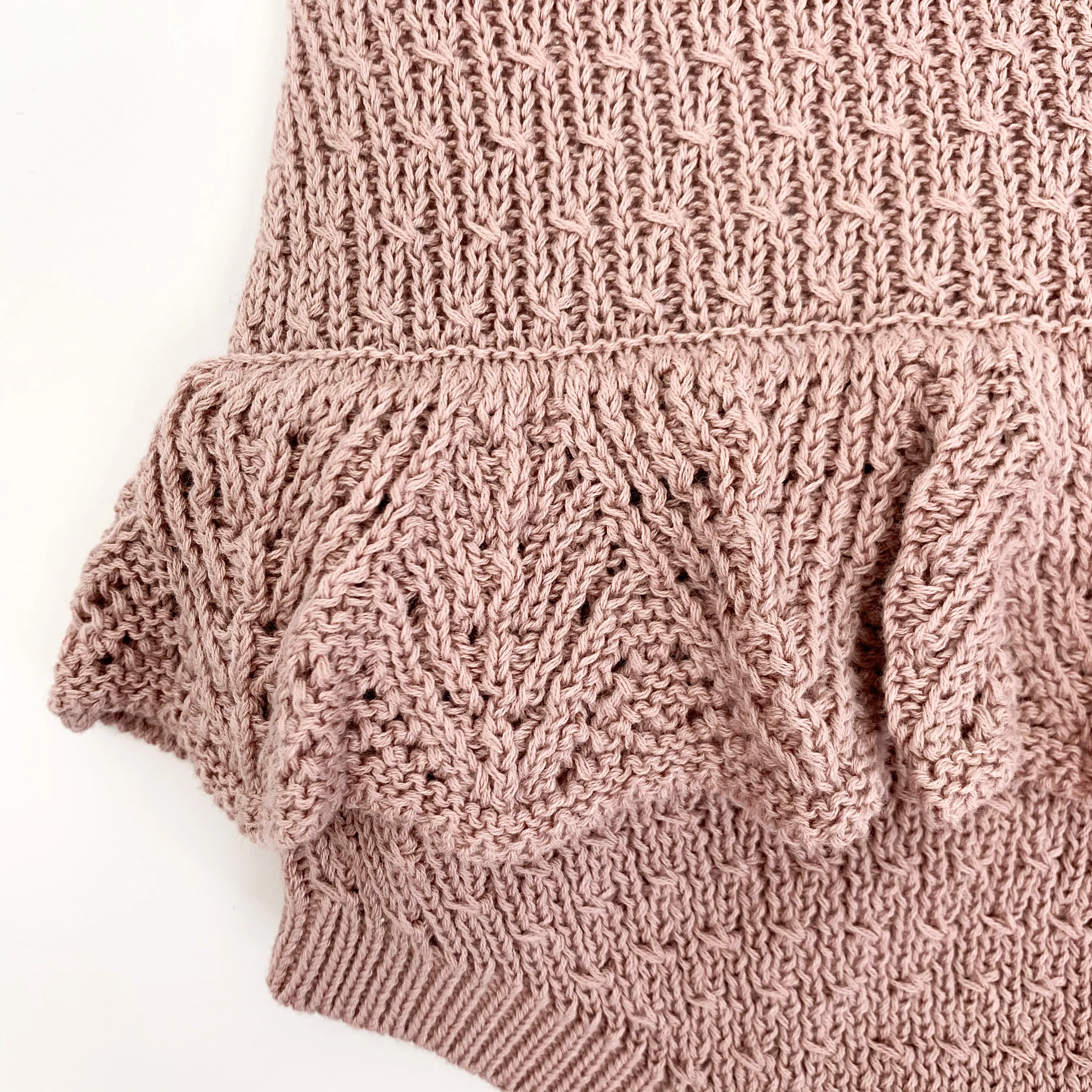 Scallop Frill Knitted Romper - Mauve/ pink