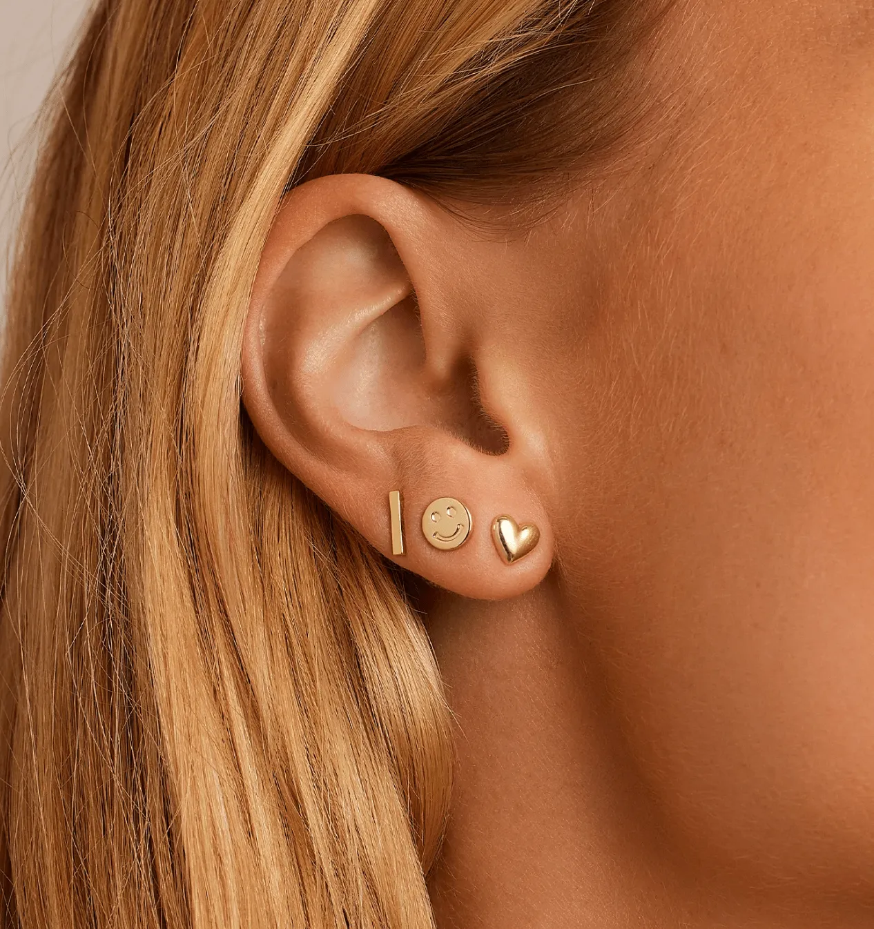Smiley Charm Stud by Gorjana | Gold