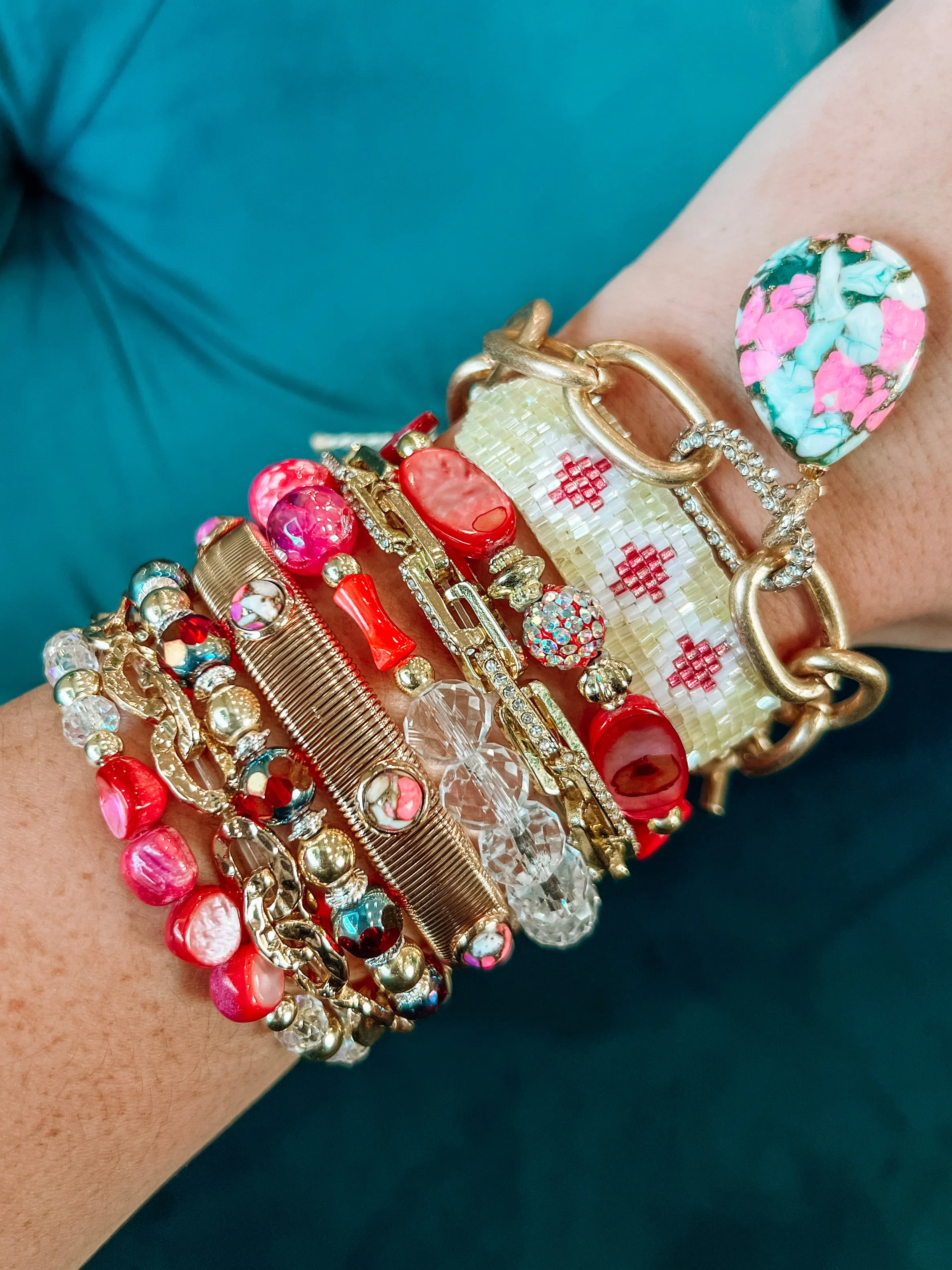Snake Cuff Pink