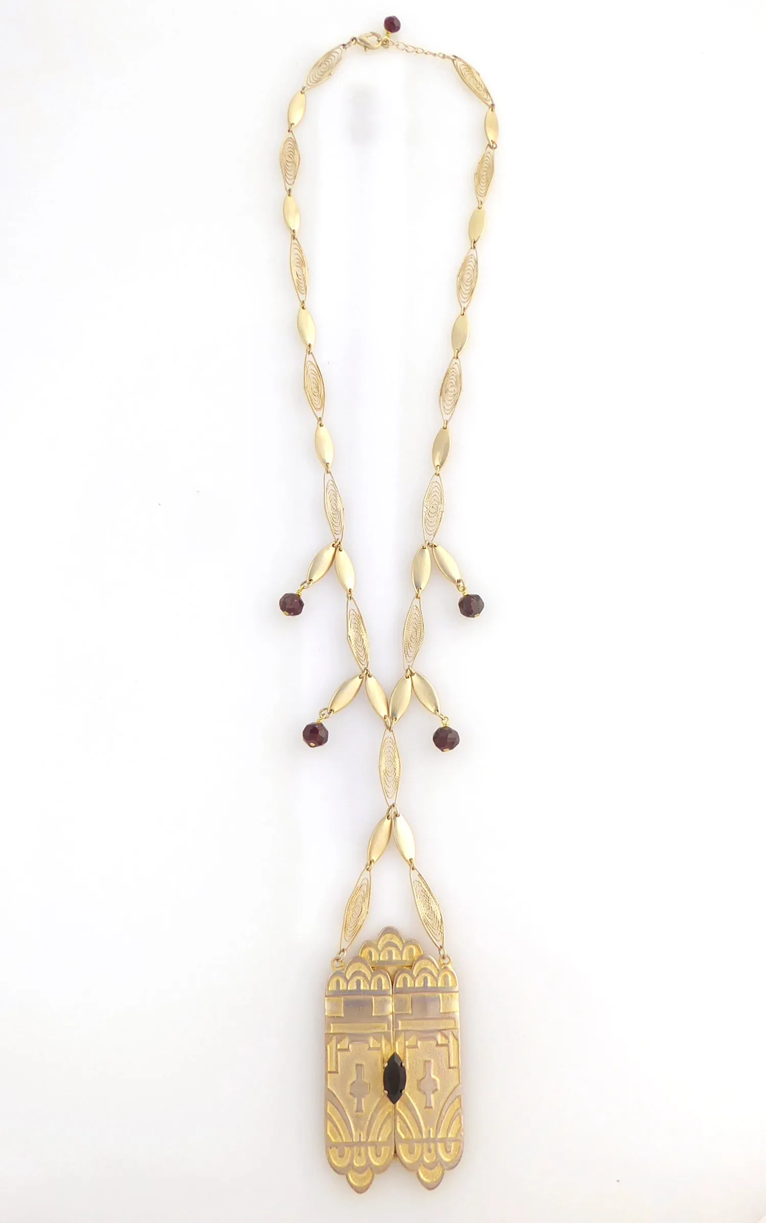 Stargate garnet necklace